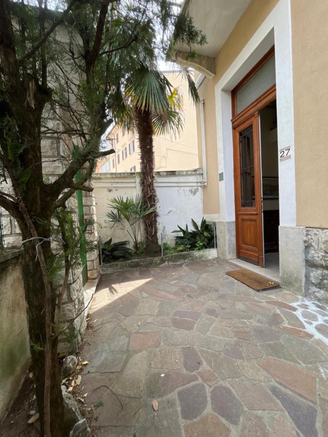 Appartement 45°-13° Nord Est à Trieste Extérieur photo
